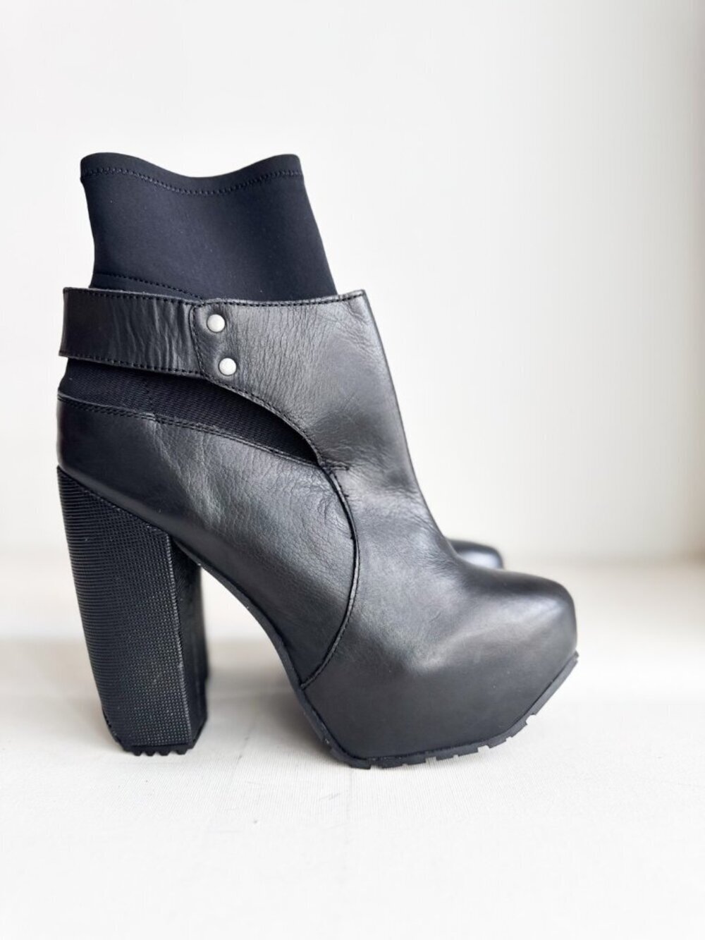 MIISTA Black Leather Block Heel Chunky Boots 39